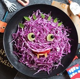 可愛い紫キャベツのモンスターサラダ